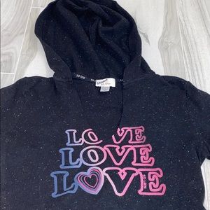 SO LOW Speckled LOVE Sweatshirt. Girls XS.